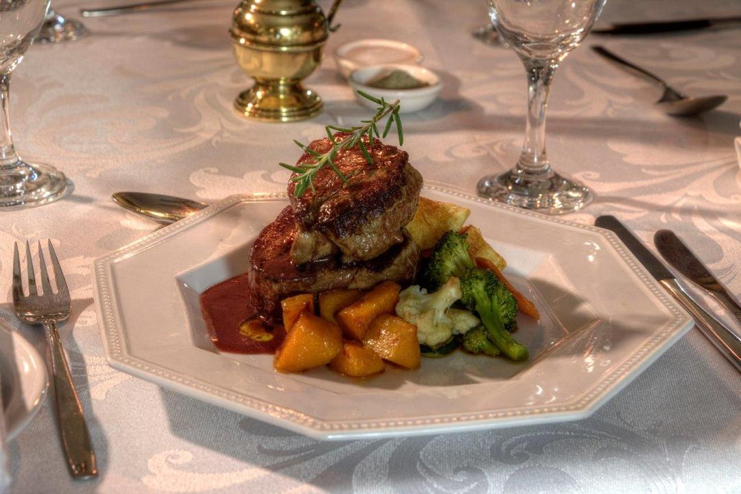 A plated meal served at Musketeers Lodge